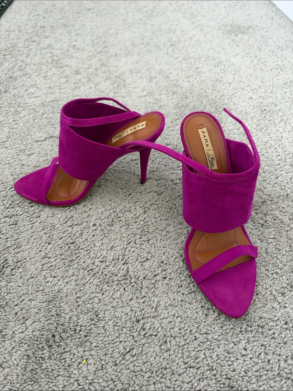 Zara Bright Fuchsia Suede Block Heel Sandals - Picture 2 of 5
